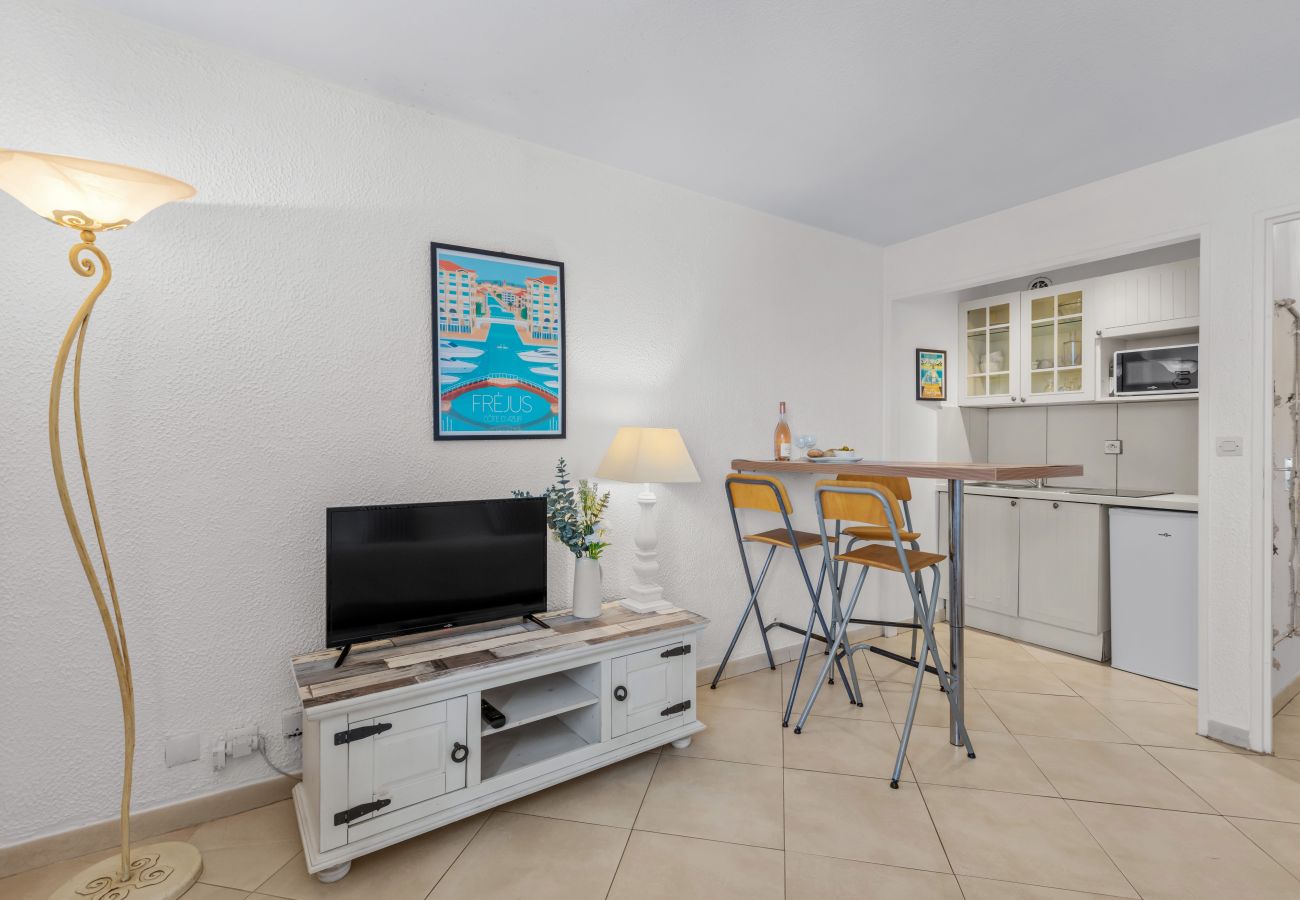 Studio in Fréjus - Studio Azur 303A