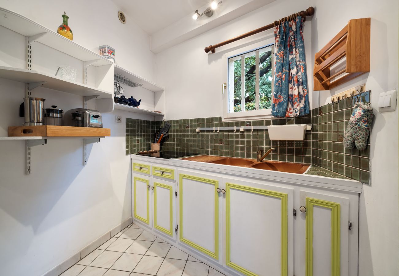 Studio in Six-Fours-les-Plages - Studio Le Cocon des Plages