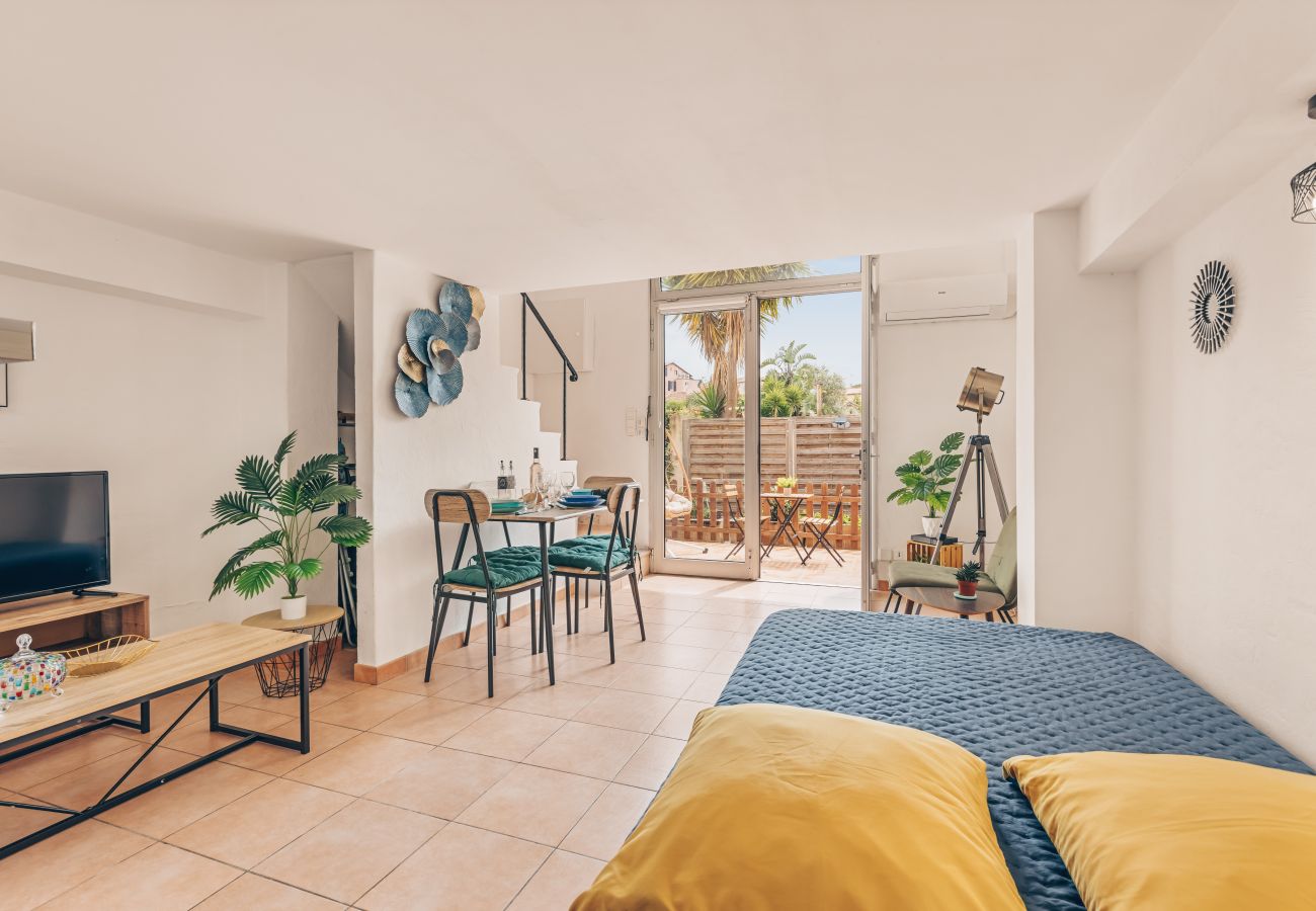 Apartment in Mandelieu-la-Napoule - Appartement de L’Islette