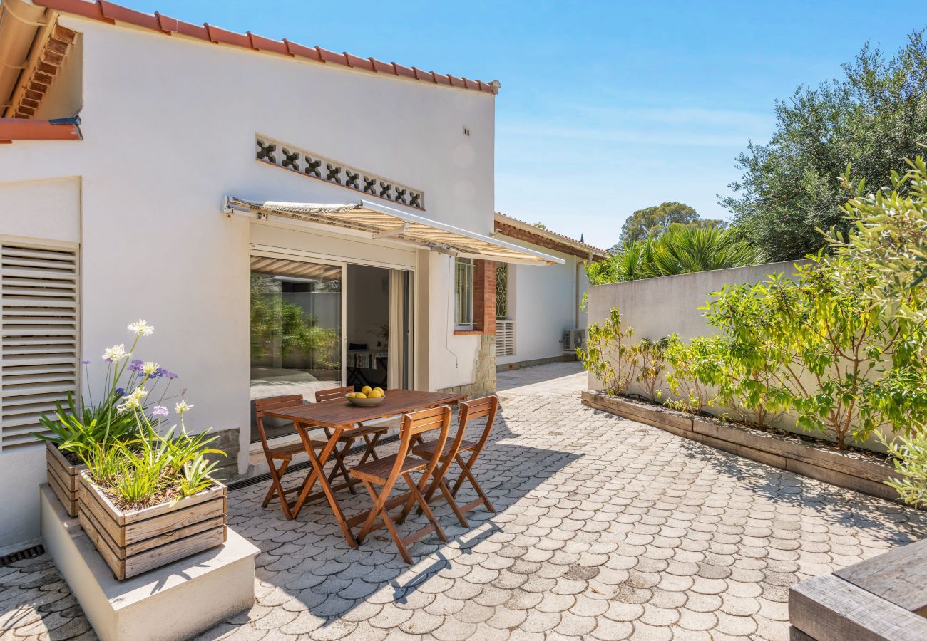 Villa à Saint-Aygulf - Villa Les Calanques - COMING SOON