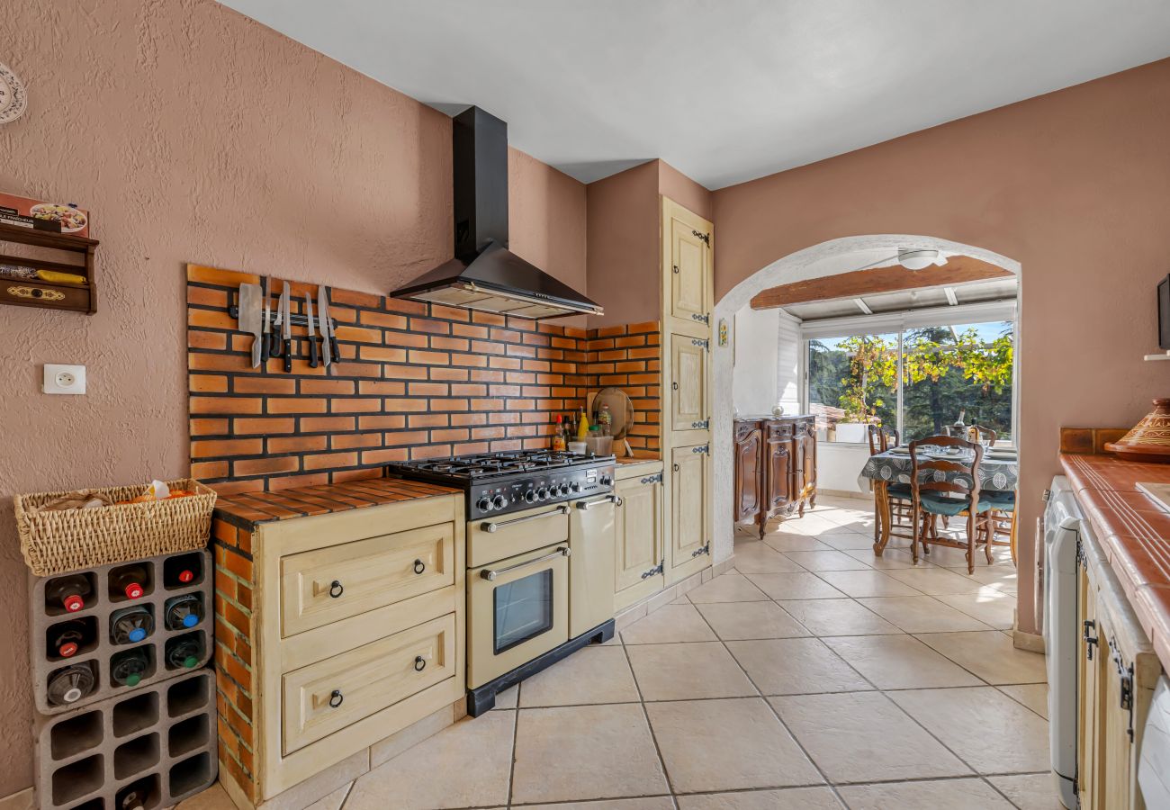 Maison à Camps-la-Source - La Treille de Saint-Marc